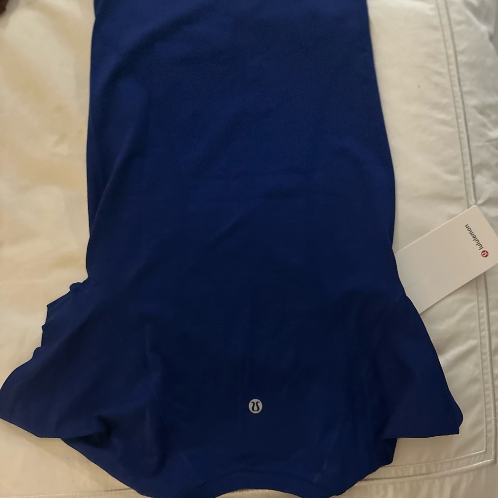 lululemon NWT size 4 Blue Women's Skirt